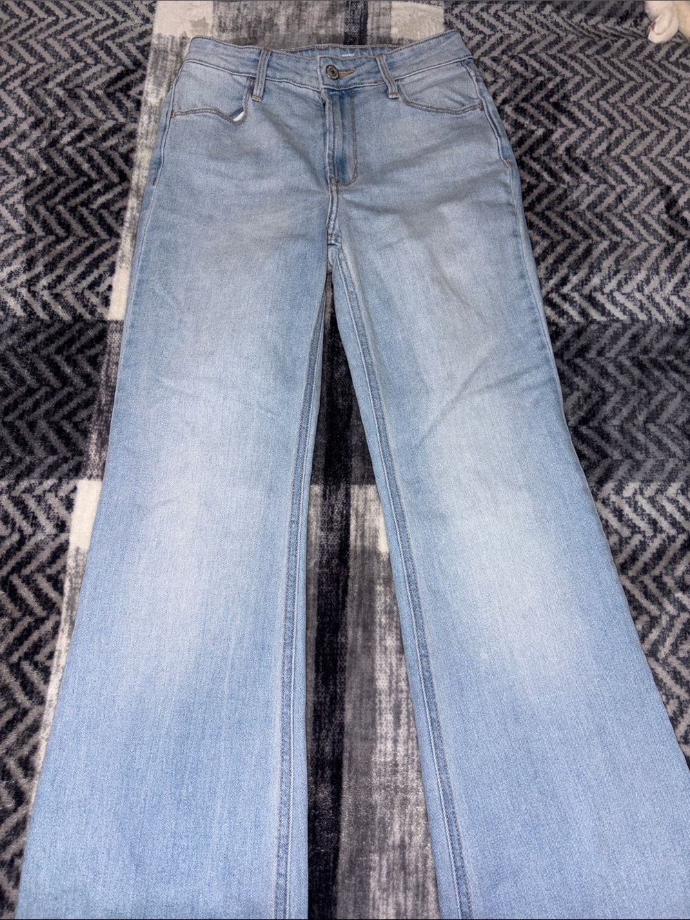 NWOT Old Navy Pale Blue High-Rise Wide Leg Flare Jeans - Picture 4 of 7